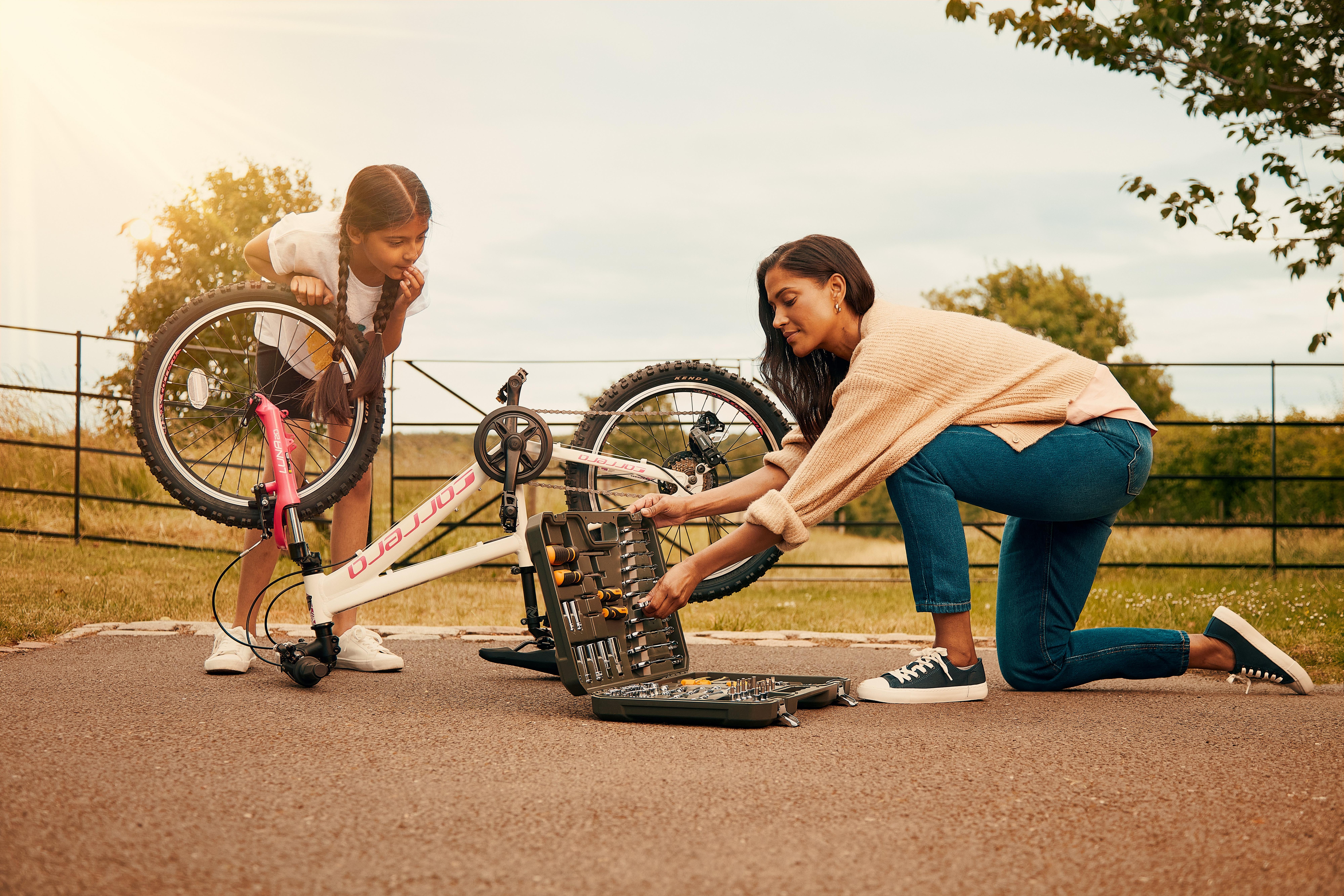 Halfords 92 Piece Garage Tool Kit