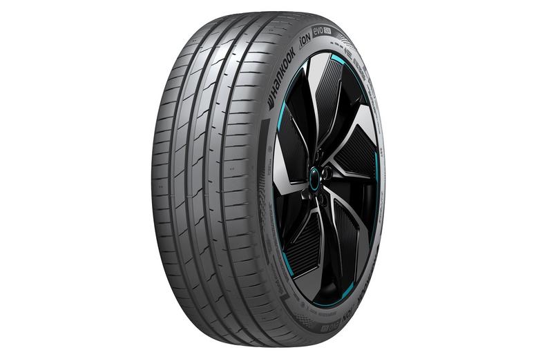 Hankook IK01A iOn Evo SUV (255/45 R20 101T) + Hankook IK01A iOn Evo SUV (255/45 R20 101T) +