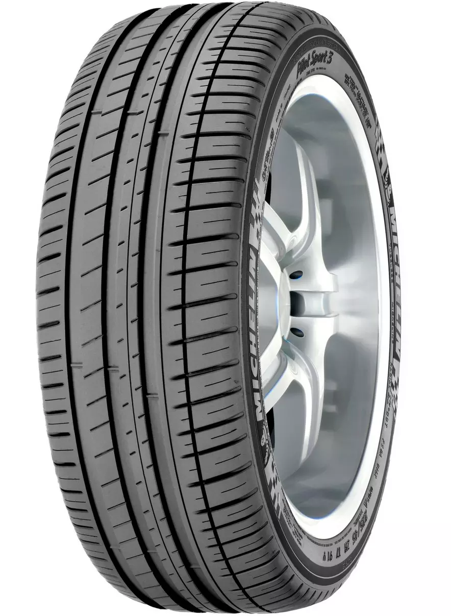 Verniel Het eens zijn met campagne Buy Michelin Pilot Sport 3 Tyres at Halfords UK