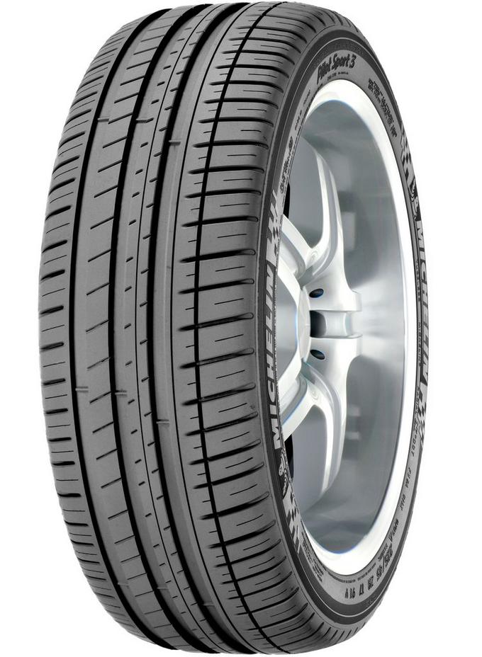 Buy Michelin Pilot Sport 3 Tyres at Halfords UK 