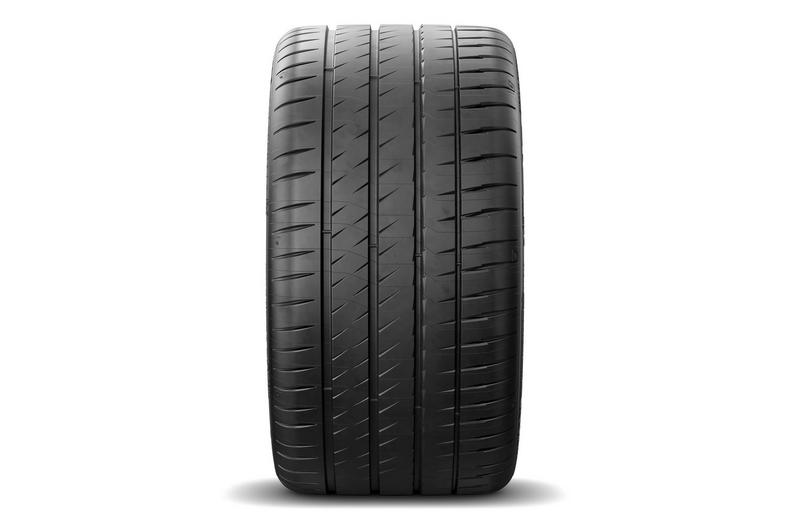 Michelin Pilot Sport 4 S XL (275/35 R19 100Y) Michelin Pilot Sport 4 S XL (275/35 R19 100Y)