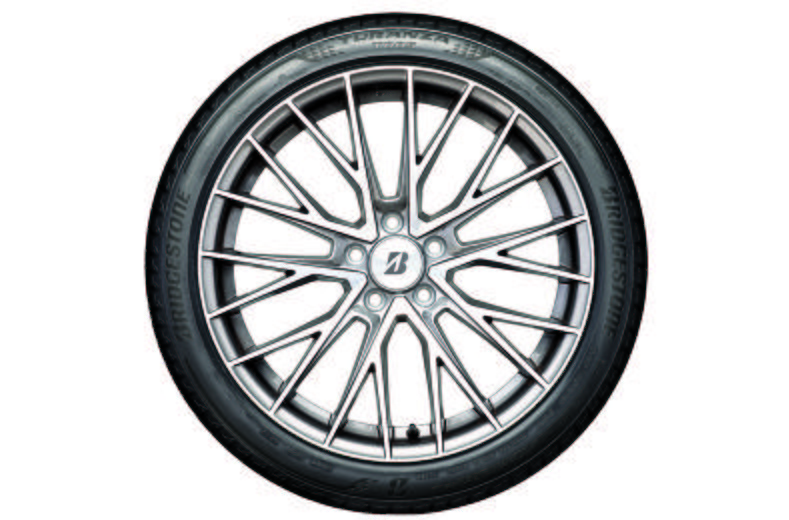 Bridgestone Turanza T005 (225/45 R19 92W) RHD 69CC Bridgestone Turanza T005 (225/45 R19 92W) RHD 69CC