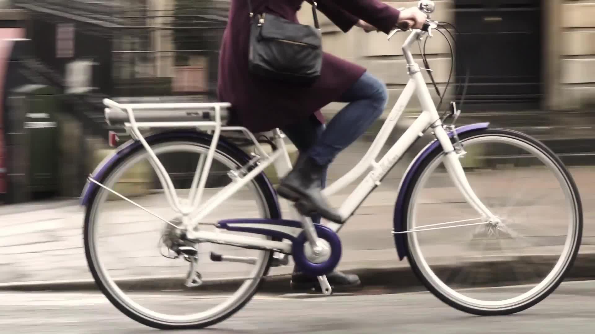 Pendleton Somerby Electric Hybrid Bike - White and Navy - S, M Frames