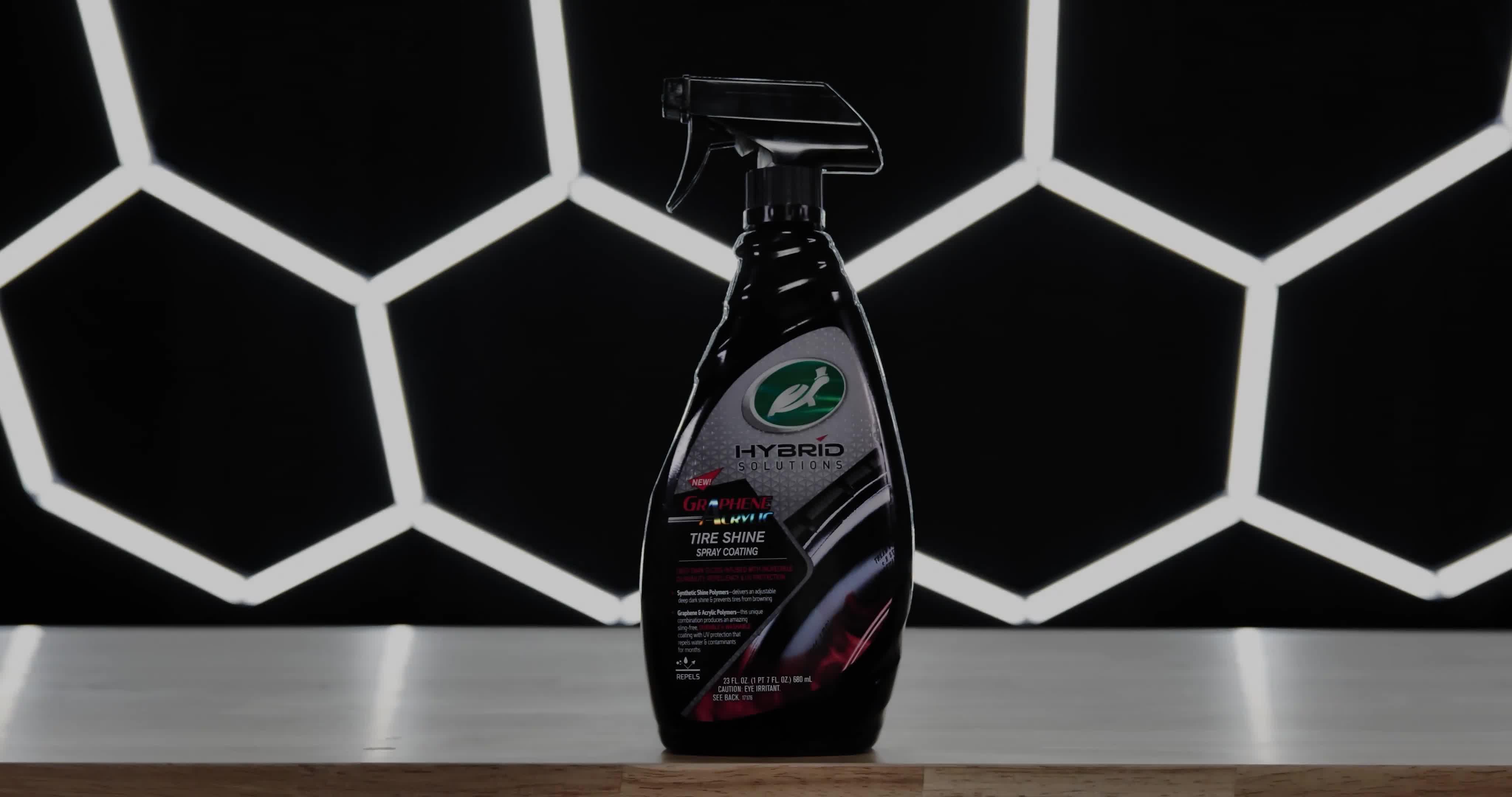 Turtle Wax Hybrid Solutions Graphene Acrylic Tyre Shine Spray Coating 680ml