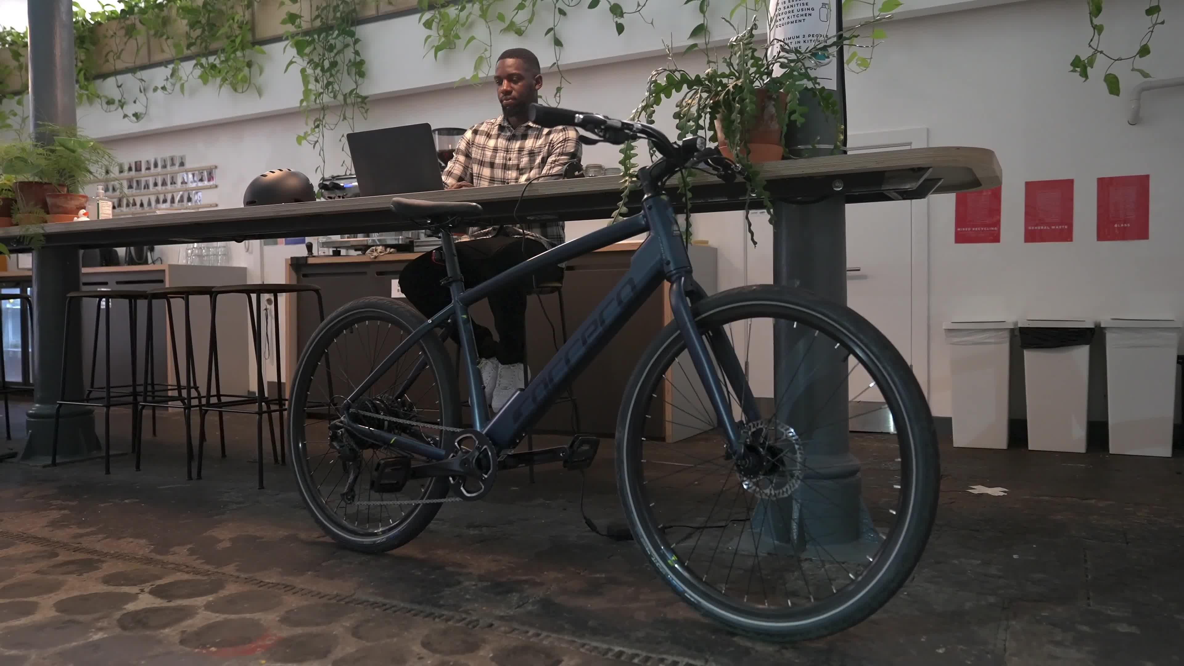 Carrera impel im-1.1 Electric Hybrid Bike LED - M Frame