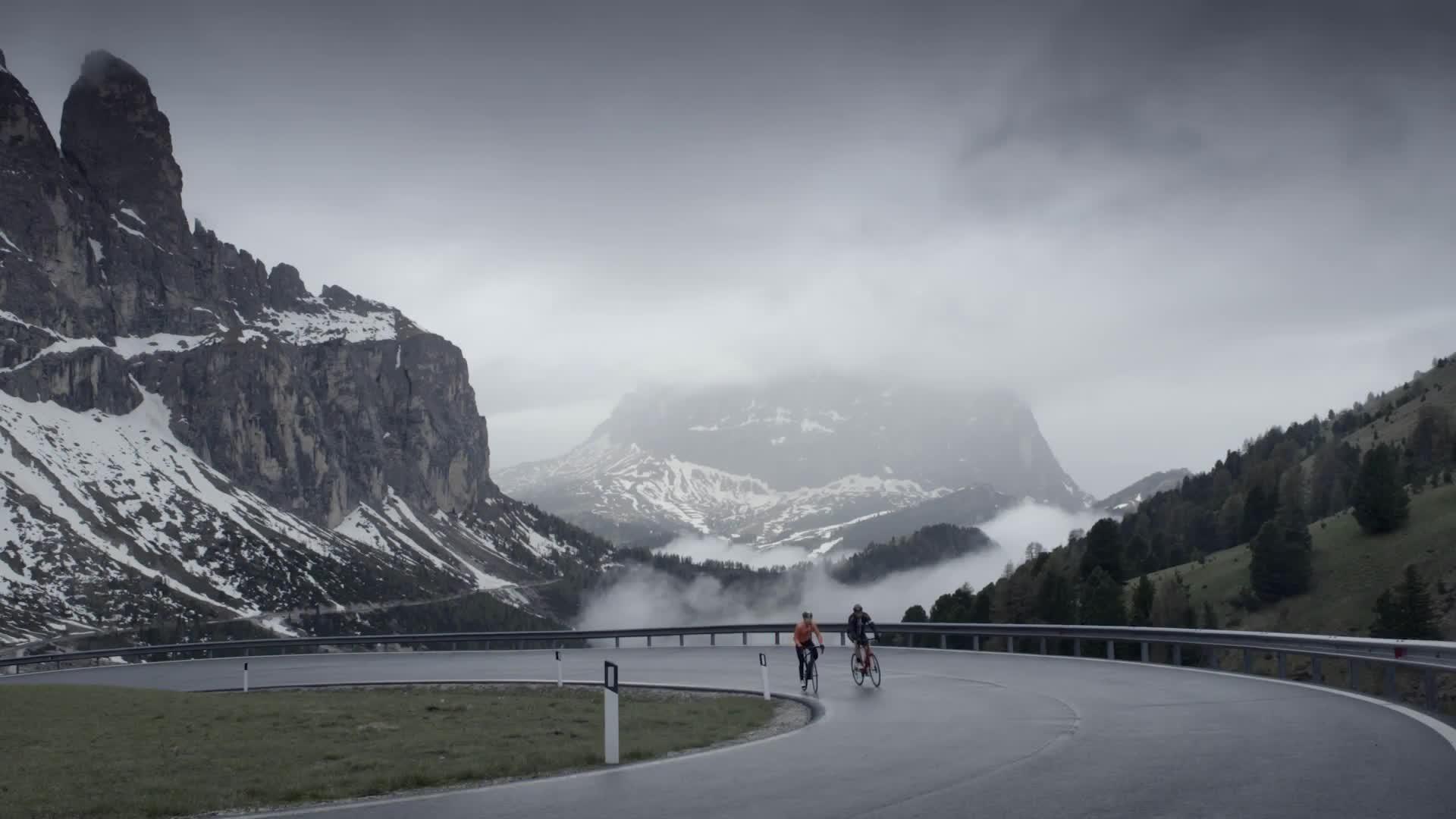 Continental Grand Prix 5000 Clincher Folding Tyre, Black/Tan 700x25c